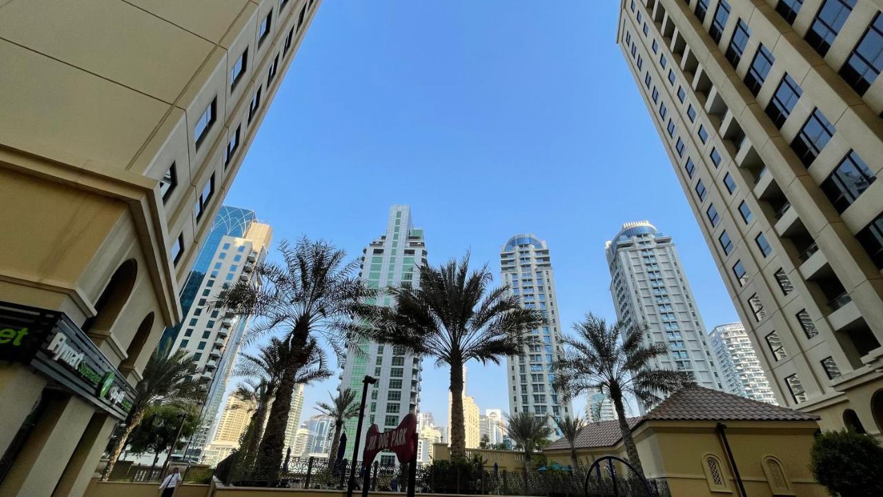 Business Backpackers Jbr Hostel ดูไบ ภายนอก รูปภาพ